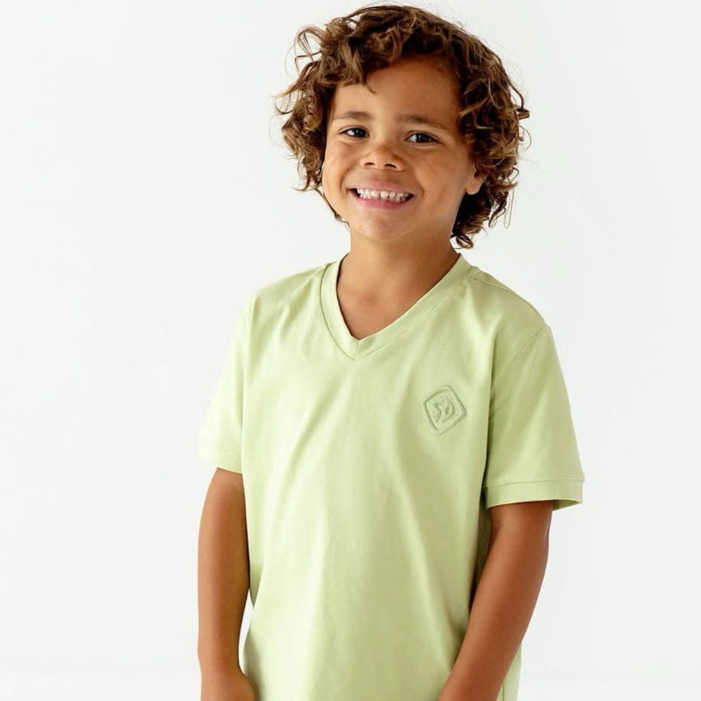 NWT Taylor Joelle Shaggy Tee